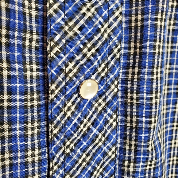 Mens Wrangler Blue Plaid Short Sleeve Pearl Snap Button Down M - Picture 3 of 6